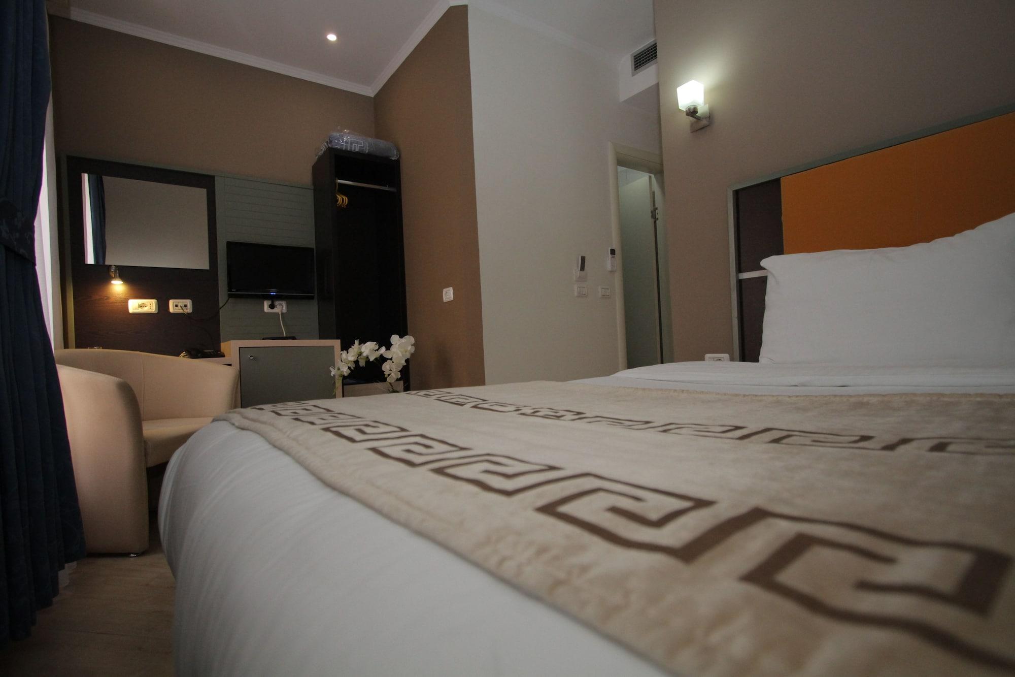 Capital Tirana Hotel Bruci Exterior photo