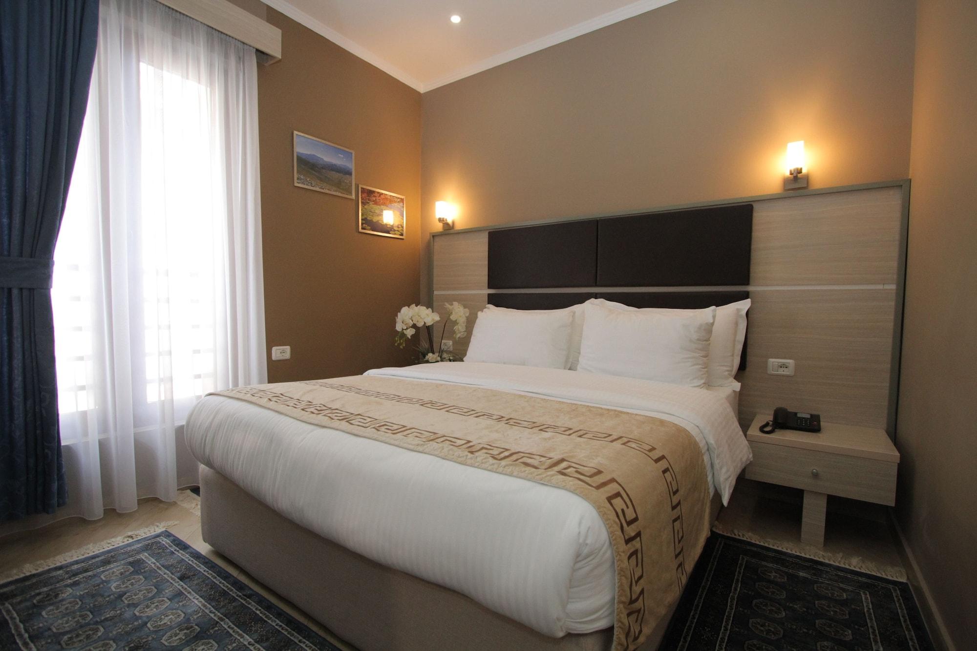 Capital Tirana Hotel Bruci Exterior photo