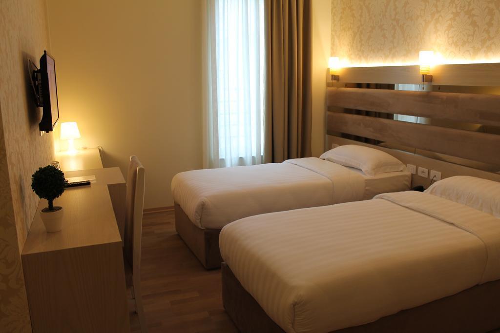 Capital Tirana Hotel Bruci Exterior photo